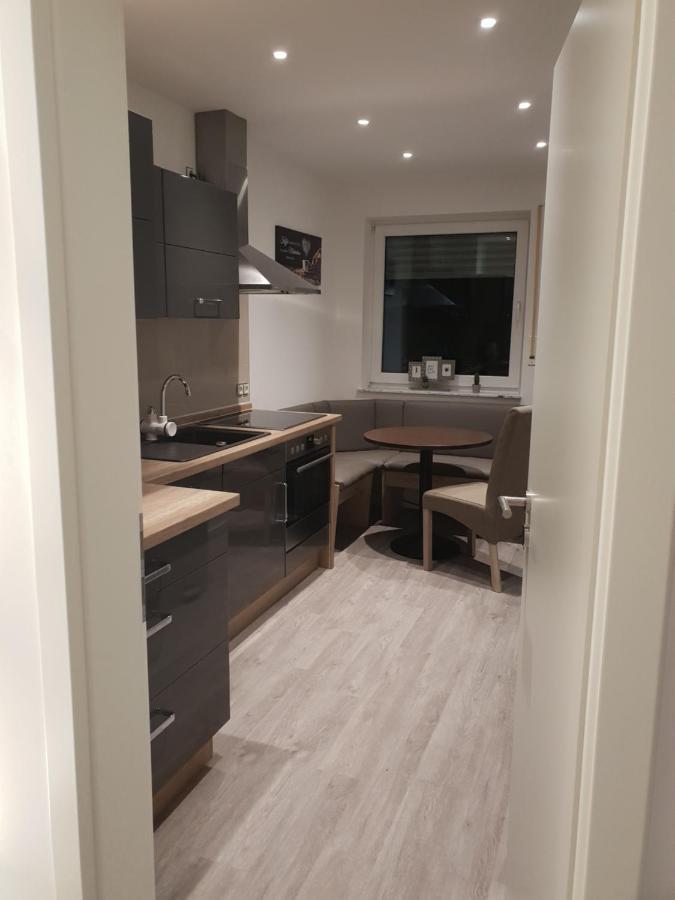 Mit Jacuzzi Naehe Flughafen Koeln Bonn Troisdorf