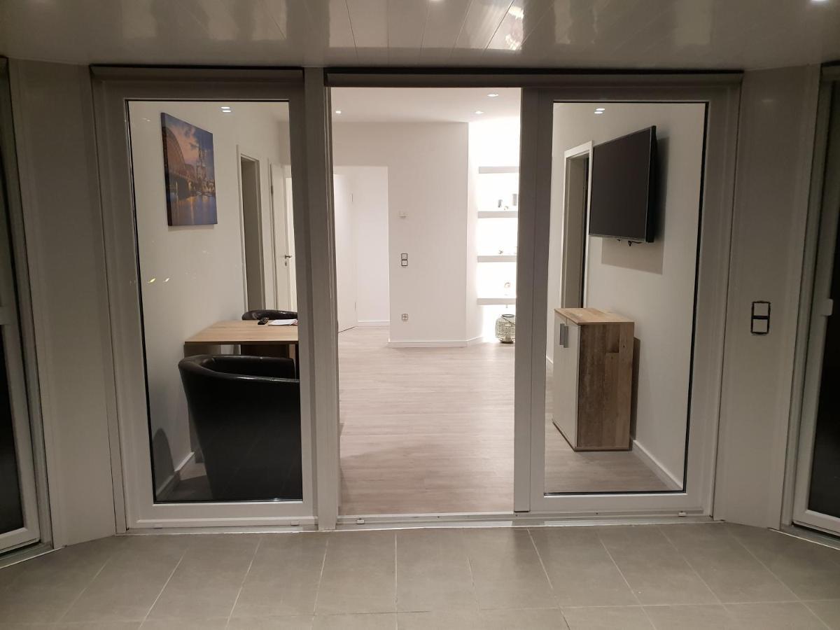 Lejlighed Mit Jacuzzi Naehe Flughafen Koeln Bonn *