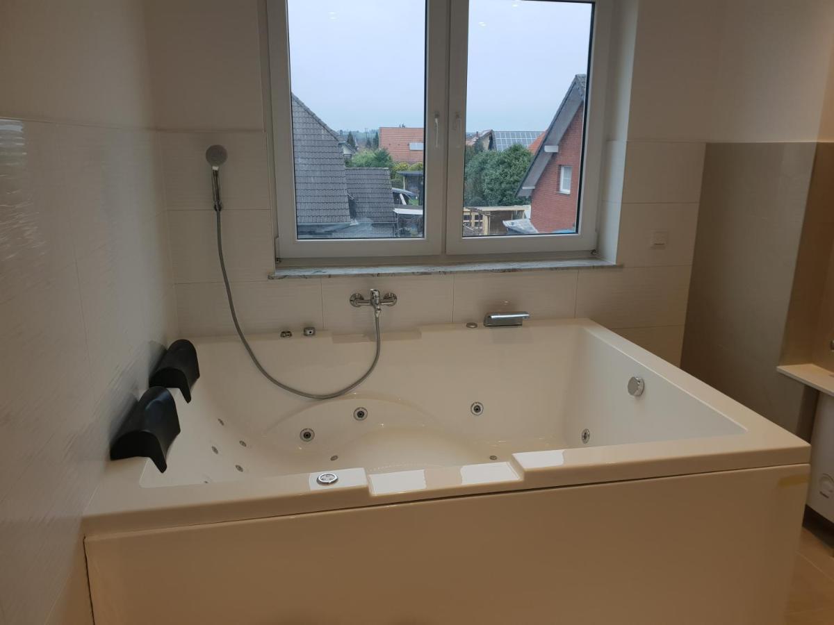 Mit Jacuzzi Naehe Flughafen Koeln Bonn * Troisdorf
