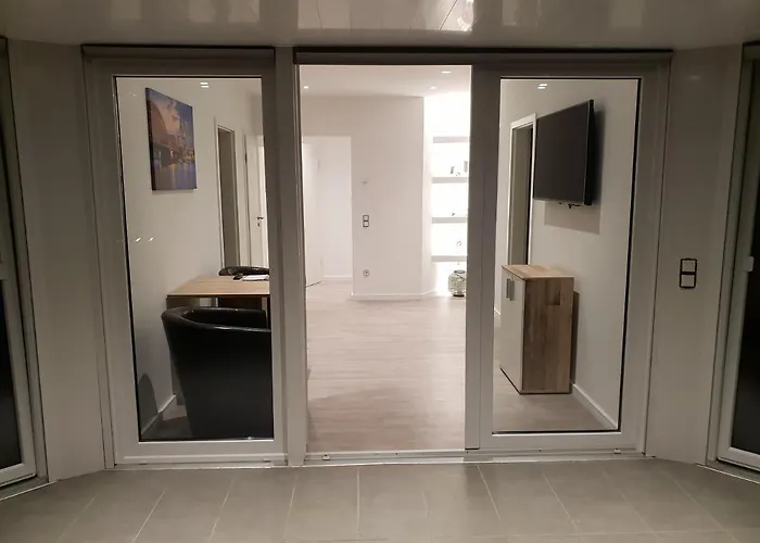 Ferienwohnung Mit Jacuzzi Naehe Flughafen Koeln Bonn